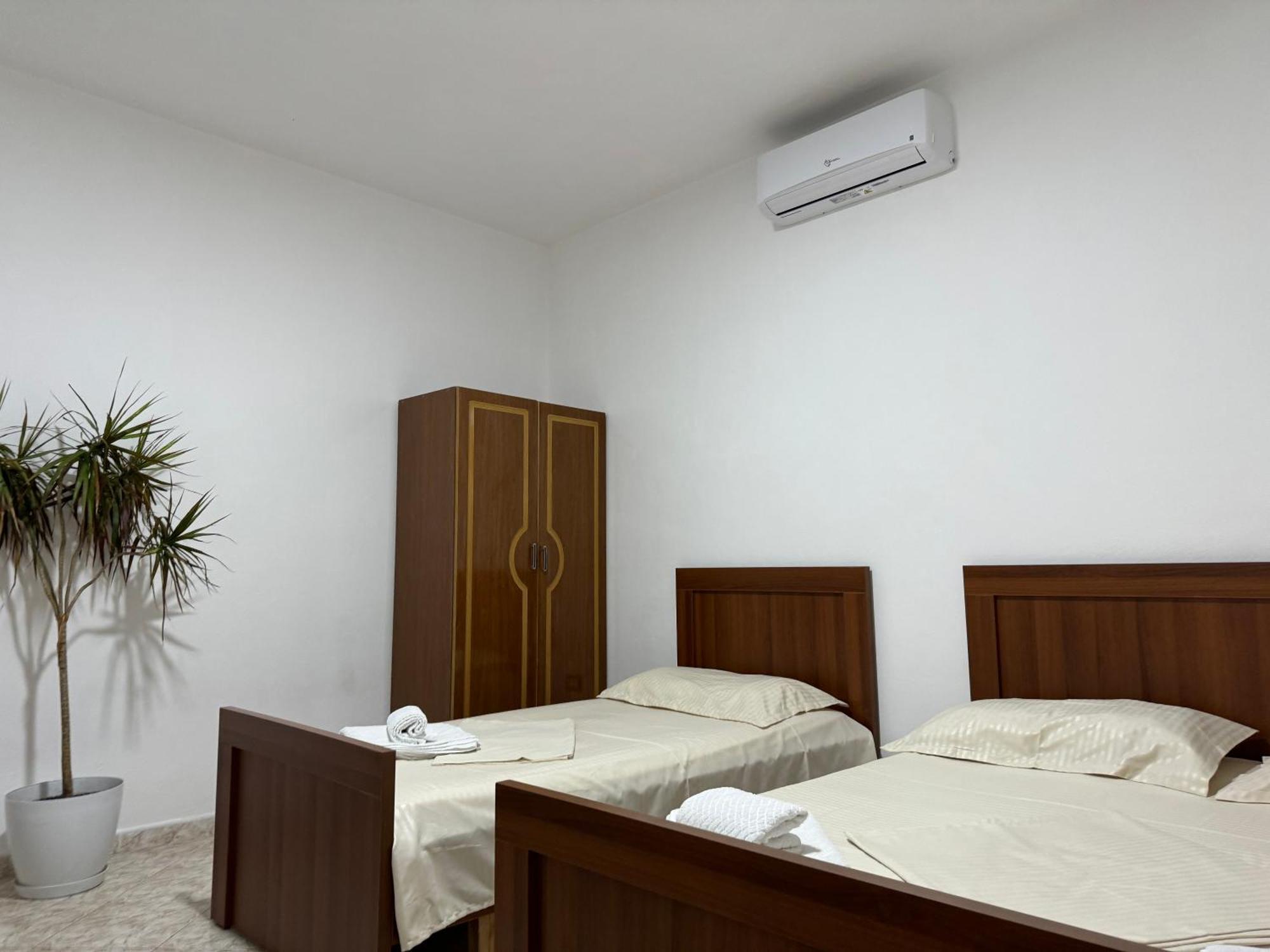 Melas Villa Durres Exterior photo