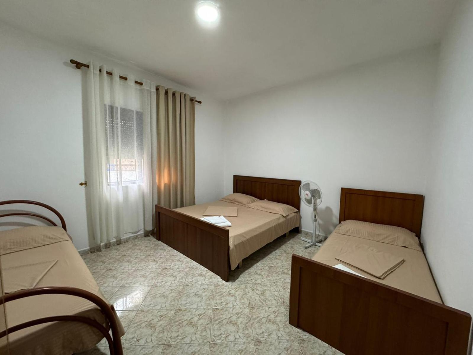 Melas Villa Durres Exterior photo