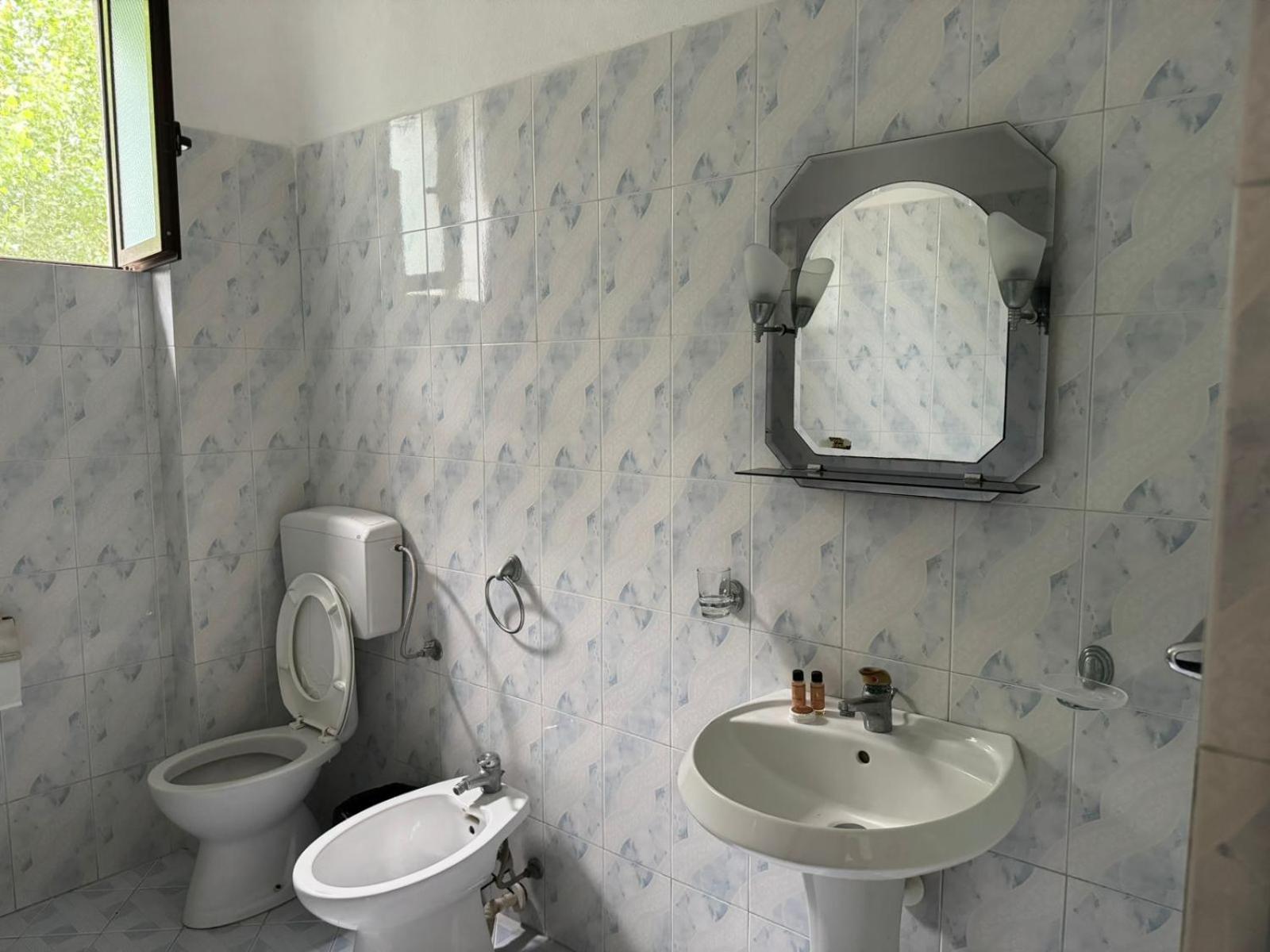 Melas Villa Durres Exterior photo