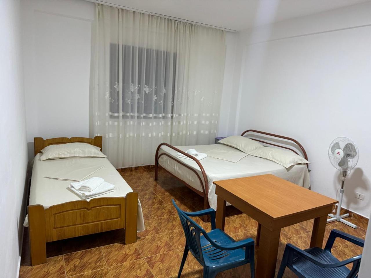 Melas Villa Durres Exterior photo